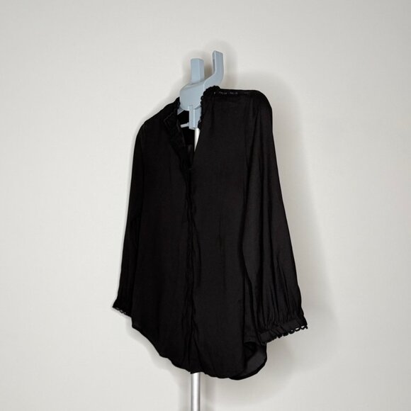 Ann Taylor Scallop Trim Blouse - Picture 2 of 10